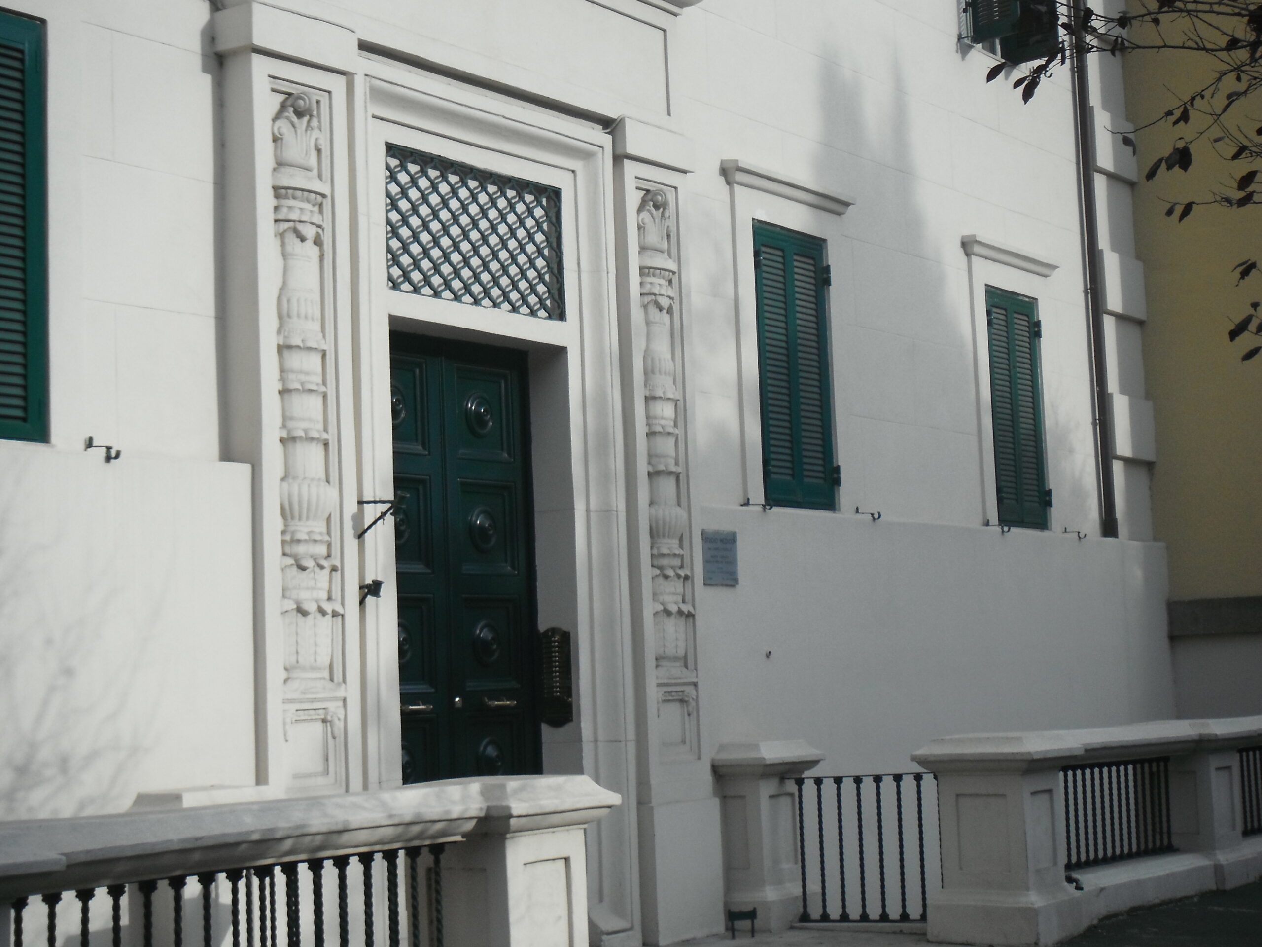 Ingresso Viale G. Mazzini 2a foto